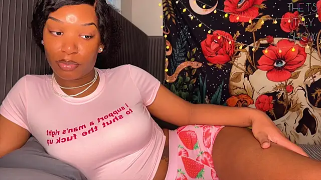 ItalyNayoir online show from 01/03/25, 08:43