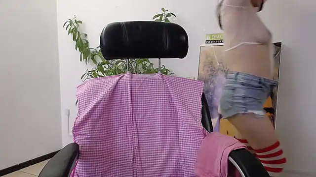 Akira xx online show from 03/15/26, 01:33