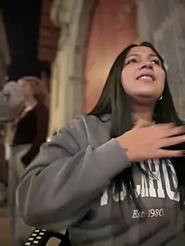 DannaaMeliza online show from 02/10/25, 10:09