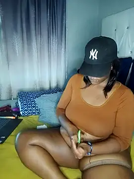 Snapshot of SQUITBOOTY chatting on 03/15/25, 09:05 SQUITBOOTY online show from 03/15/25, 09:05