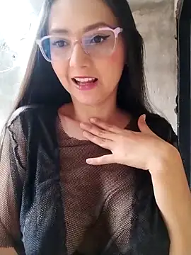 Snapshot of Camilatinass_ chatting on 03/12/26, 12:22 Camilatinass online show from 03/12/26, 12:22