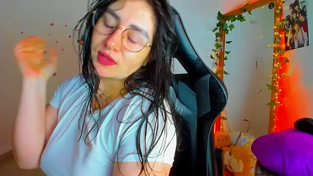 Susan Foxx online show from 10/13/25, 07:14