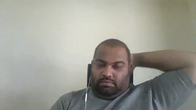Snapshot of FatCockBoySL chatting on 05/16/26, 03:25 FatCockBoySL online show from 05/16/26, 03:25