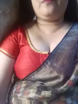 Snapshot of naughtymadam chatting on 05/17/26, 05:27 naughtymadam online show from 05/17/26, 05:27