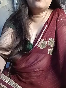 Snapshot of naughtymadam chatting on 07/04/26, 05:35 naughtymadam online show from 07/04/26, 05:35