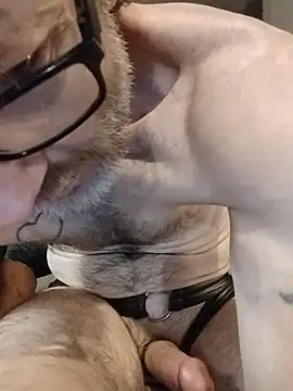 ROBERT0516 online show from 05/16/26, 12:04