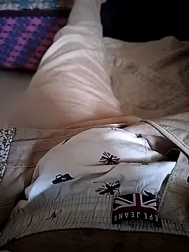 Snapshot of karthikck3 chatting on 04/09/26, 10:20 karthikck3 online show from 04/09/26, 10:20