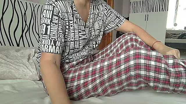 LindaStarS online show from 01/11/26, 07:57