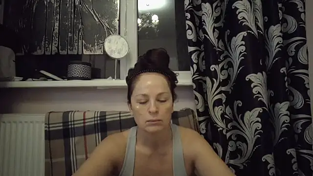 LindaStarS online show from 02/14/26, 04:09