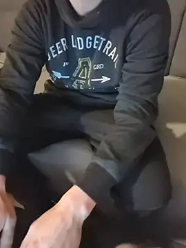 ShyGuyWannaTry online show from 11/11/25, 11:05