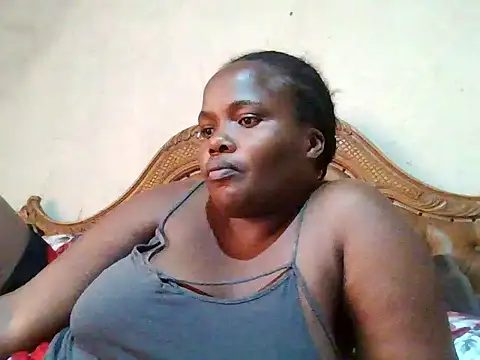 Snapshot of sexybigboobz chatting on 05/16/26, 10:36 sexybigboobz online show from 05/16/26, 10:36