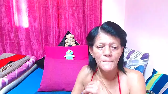 SLUTTYROXY online show from 12/16/25, 06:18