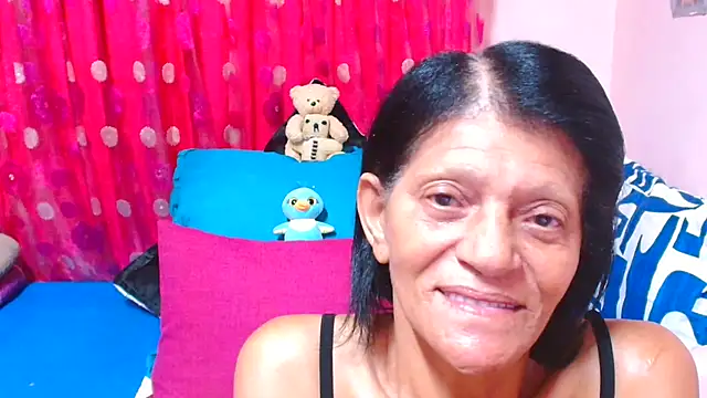 SLUTTYROXY online show from 04/05/26, 05:54