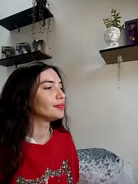 loveuu-bae online show from 12/22/24, 09:31