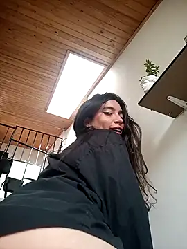 loveuu-bae online show from 01/01/25, 12:55