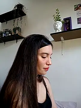 loveuu-bae online show from 02/19/25, 09:03