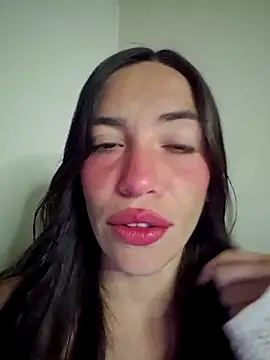 loveuu-bae online show from 11/26/25, 01:06