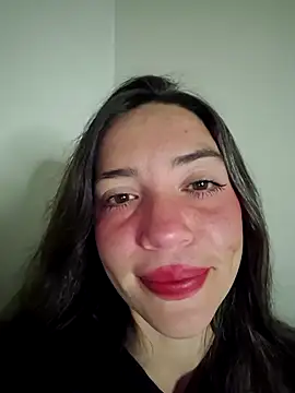 Snapshot of loveuu-bae chatting on 03/15/26, 02:06 loveuu-bae online show from 03/15/26, 02:06