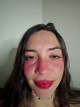 Snapshot of loveuu-bae chatting on 03/19/26, 01:53 loveuu-bae online show from 03/19/26, 01:53