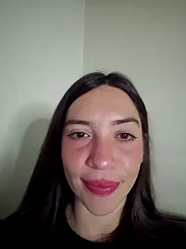 Snapshot of loveuu-bae chatting on 04/11/26, 07:45 loveuu-bae online show from 04/11/26, 07:45