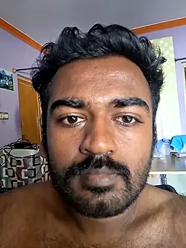 Snapshot of BlackHairy_man chatting on 06/26/26, 10:19 BlackHairy man online show from 06/26/26, 10:19
