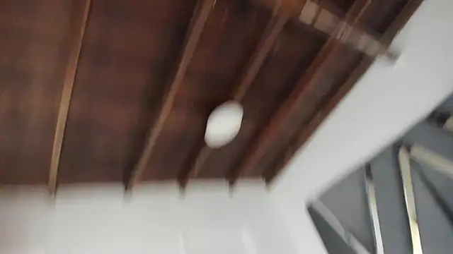 Snapshot of moonsweet1 chatting on 04/23/26, 06:43 moonsweet1 online show from 04/23/26, 06:43