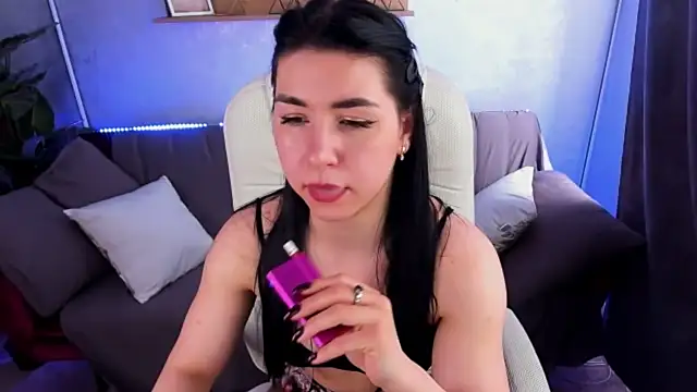 EmilyCandyy online show from 03/20/25, 12:32