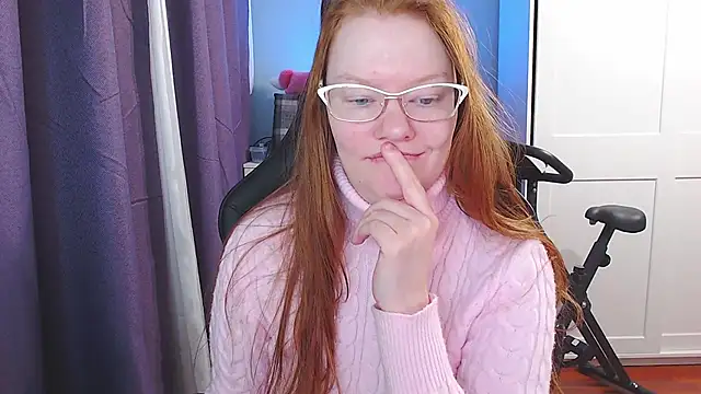 Snapshot of Lady_Inari chatting on 11/10/25, 06:01 Lady Inari online show from 11/10/25, 06:01