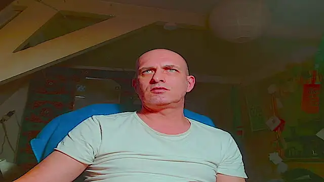 maxhard77 online show from 01/31/26, 09:35