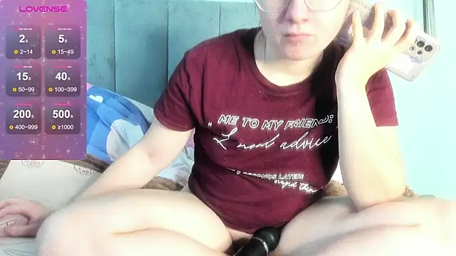 MilaniaCute online show from 11/25/25, 12:16