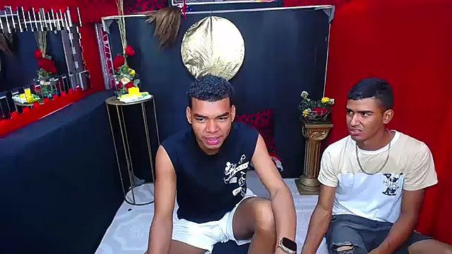 Snapshot of Jabstudyoficial chatting on 10/21/25, 12:11 Jabstudyoficial online show from 10/21/25, 12:11