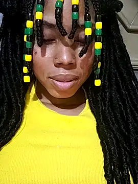 Snapshot of HONEYSWEETS_LIVE chatting on 04/07/26, 04:24 HONEYSWEETS LIVE online show from 04/07/26, 04:24