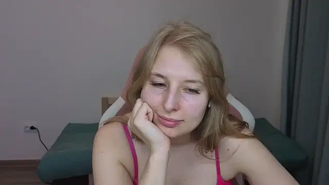 Snapshot of Jessy_Ginger chatting on 05/11/26, 04:04 Jessy Ginger online show from 05/11/26, 04:04