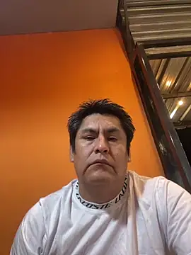 Snapshot of julius_semen chatting on 12/21/25, 12:29 julius semen online show from 12/21/25, 12:29