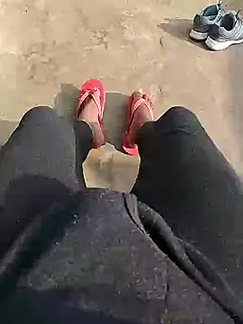 Snapshot of bigh96dik chatting on 01/03/25, 09:04 bigh96dik online show from 01/03/25, 09:04