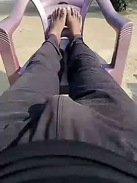 Snapshot of bigh96dik chatting on 01/18/25, 08:20 bigh96dik online show from 01/18/25, 08:20