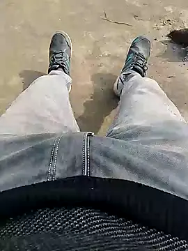 Snapshot of bigh96dik chatting on 01/24/25, 07:19 bigh96dik online show from 01/24/25, 07:19