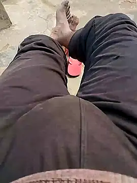 Snapshot of bigh96dik chatting on 01/26/25, 08:03 bigh96dik online show from 01/26/25, 08:03