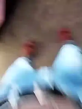 Snapshot of bigh96dik chatting on 01/31/25, 10:42 bigh96dik online show from 01/31/25, 10:42