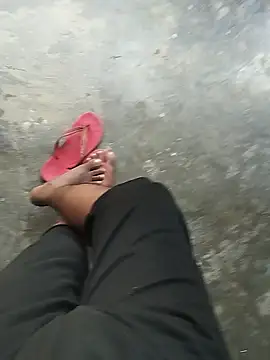 Snapshot of bigh96dik chatting on 11/30/25, 06:39 bigh96dik online show from 11/30/25, 06:39