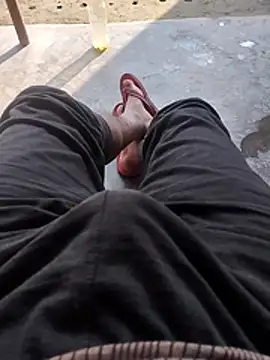 Snapshot of bigh96dik chatting on 12/04/25, 03:38 bigh96dik online show from 12/04/25, 03:38