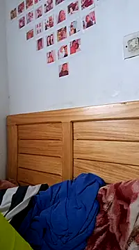 Artinah22 online show from 12/27/24, 04:26