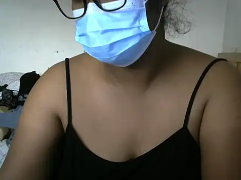 Artinah22 online show from 09/22/25, 02:19