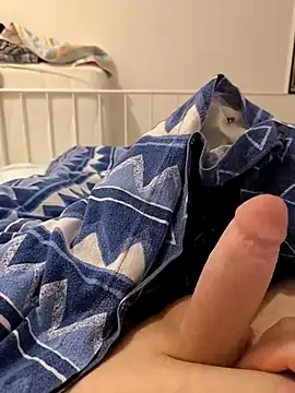 Snapshot of geilerboy2628 chatting on 04/02/26, 08:17 geilerboy2628 online show from 04/02/26, 08:17