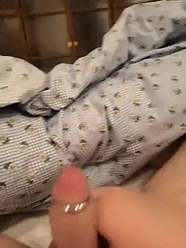 Snapshot of geilerboy2628 chatting on 04/12/26, 11:32 geilerboy2628 online show from 04/12/26, 11:32