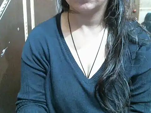 Snapshot of UrsMansi chatting on 12/05/24, 03:48 UrsMansi online show from 12/05/24, 03:48