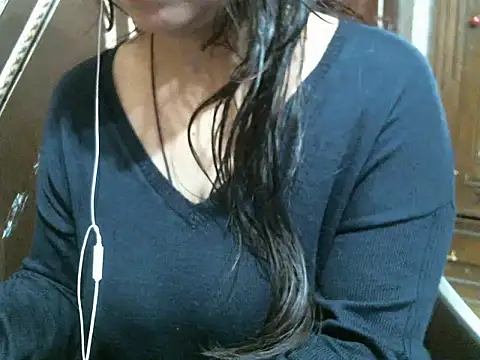 Snapshot of UrsMansi chatting on 12/05/24, 07:38 UrsMansi online show from 12/05/24, 07:38