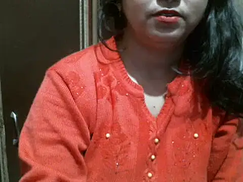 Snapshot of UrsMansi chatting on 02/01/25, 04:14 UrsMansi online show from 02/01/25, 04:14