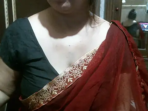 Snapshot of UrsMansi chatting on 04/29/26, 06:50 UrsMansi online show from 04/29/26, 06:50
