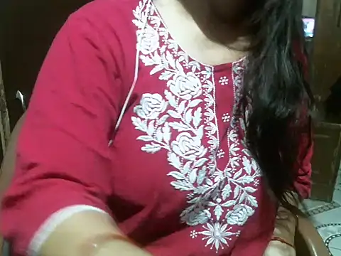 Snapshot of UrsMansi chatting on 04/30/26, 06:31 UrsMansi online show from 04/30/26, 06:31